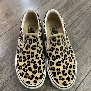 Vans classic slip ons - cheetah